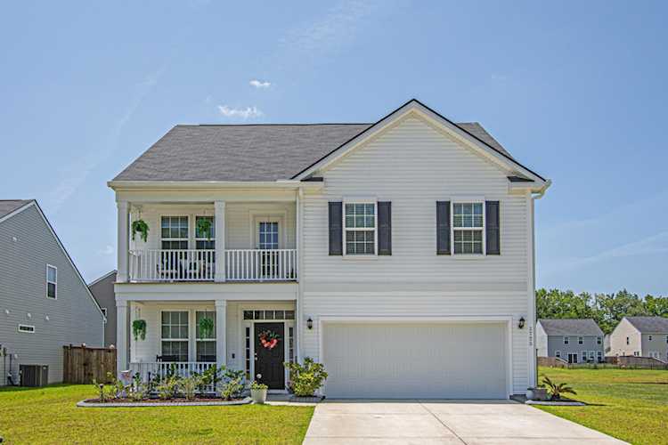 1725 Refuge Dr Ladson, SC 29456