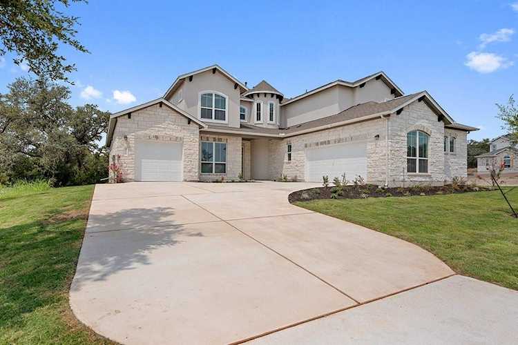 3424 Garrano BND Leander, TX 78641
