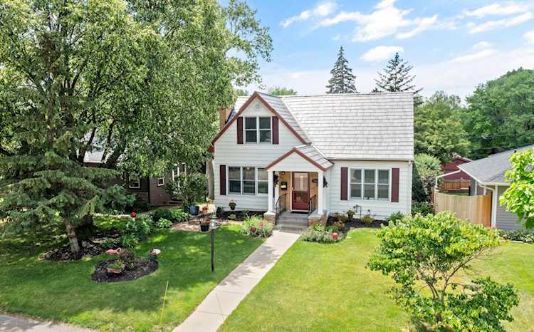 5604 Abbott Avenue S Edina, MN 55410
