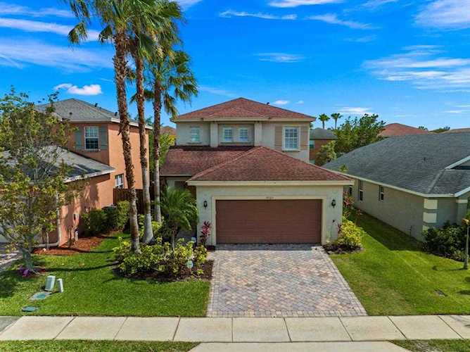 9505 Portside Drive Fort Pierce, FL 34945