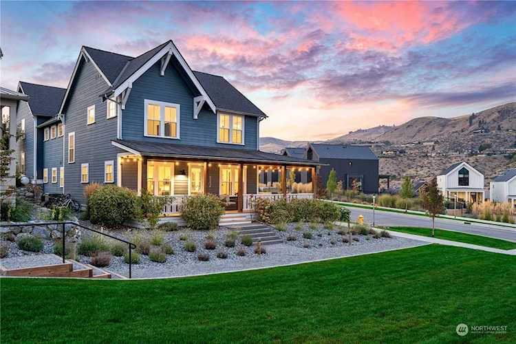 591 Mackinaw Ln Chelan, WA 98816