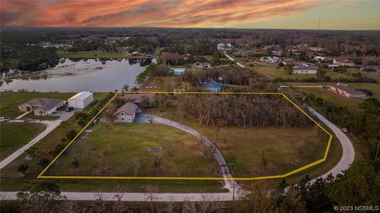 2635 Cone Lake Dr New Smyrna Beach, FL 32168