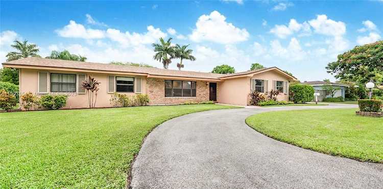 16842 SW 86th Ave Palmetto Bay, FL 33157