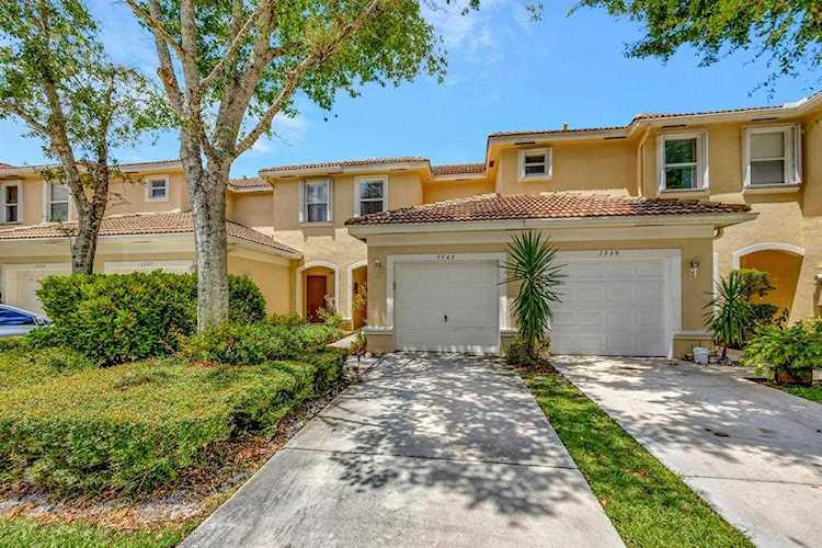 1543 Westchester Avenue Wellington, FL 33414