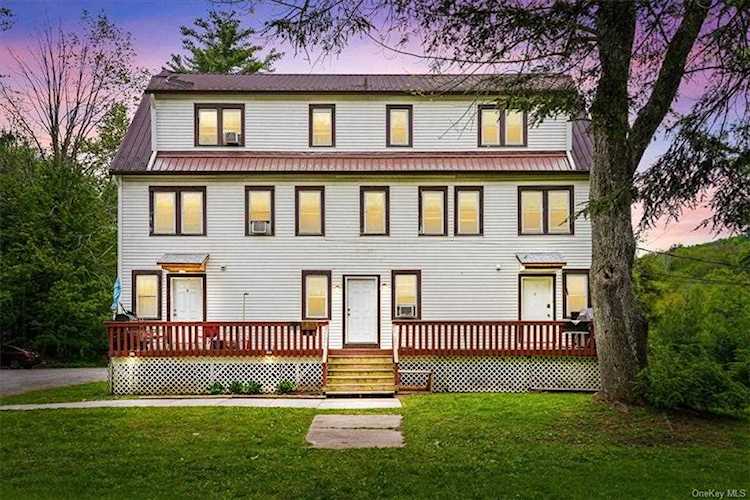 22 Old Thompsonville Rd Thompsonville, NY 12784