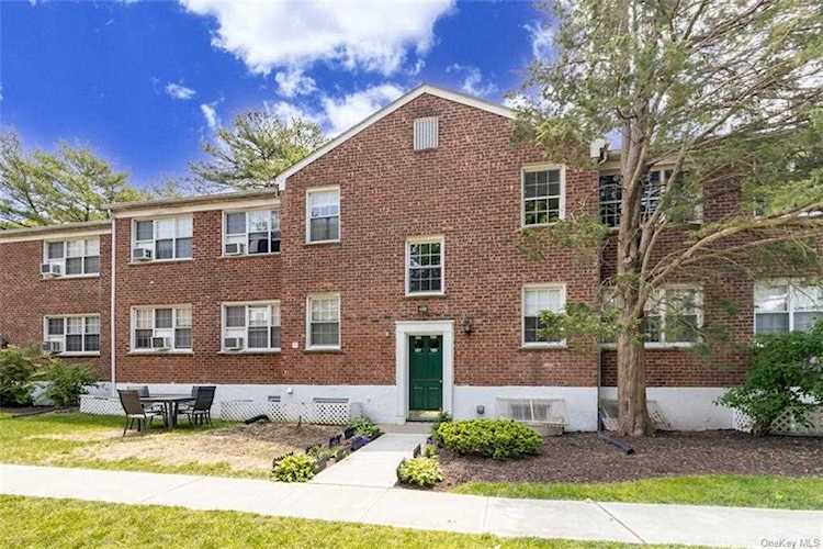 25 Fieldstone #188 Hartsdale, NY 10530