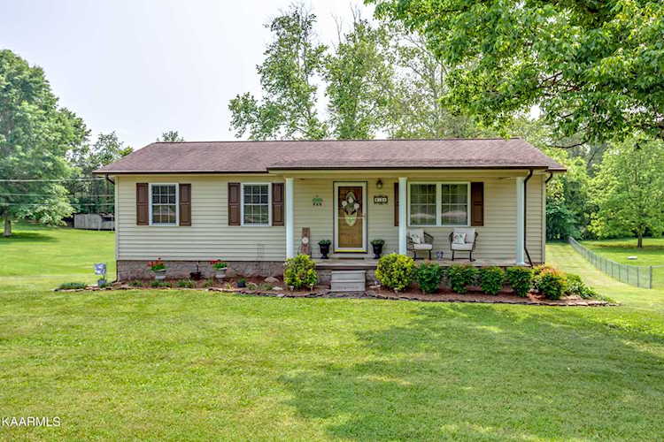 6125 Mcginnis Rd Corryton, TN 37721