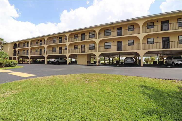 14459 River Beach Dr #202 Port Charlotte, FL 33953