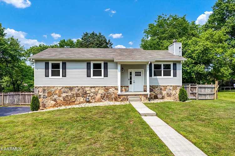 1828 Bishops Bridge Rd Knoxville, TN 37922