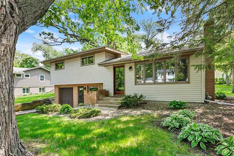 16325 Temple Drive Minnetonka, MN 55345