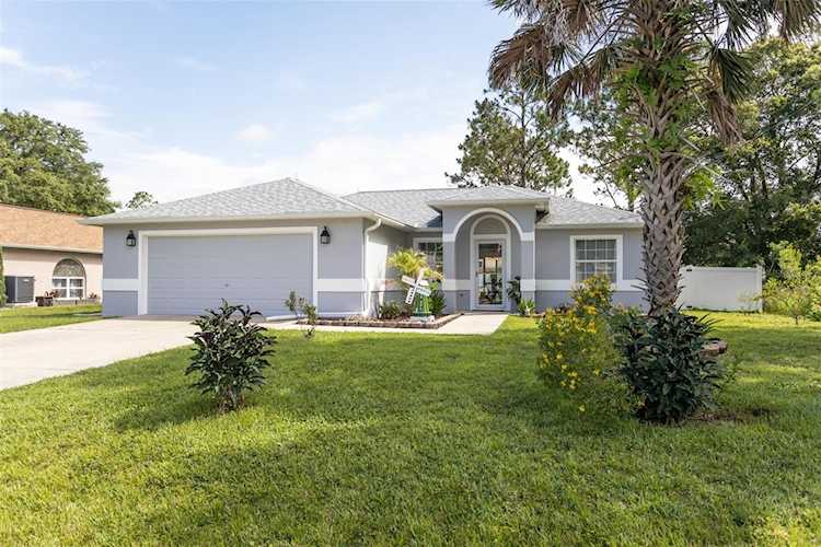 29 Royal Palm Ln Palm Coast, FL 32164