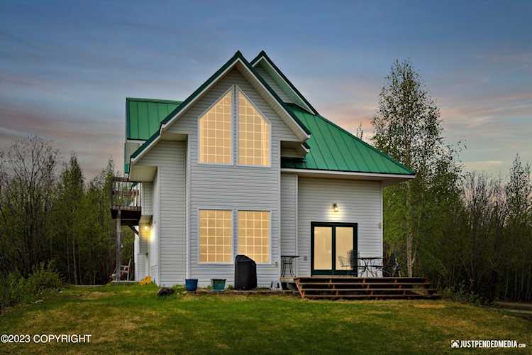 19478 W Lakes Blvd Big Lake, AK 99652