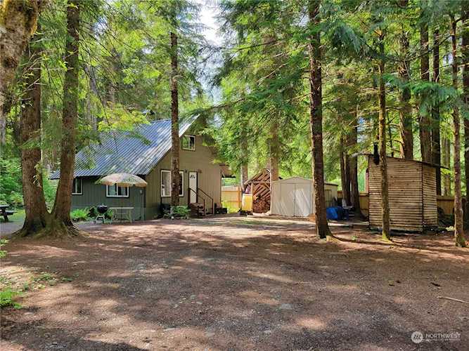 49124 2nd St Granite Falls, WA 98252