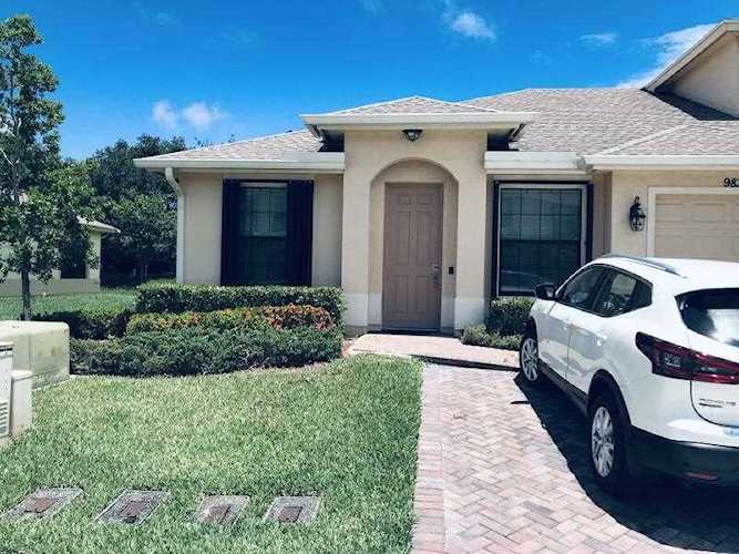 9839 E Villa Circle Vero Beach, FL 32966