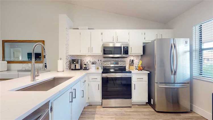 22160 Palms Way #203 Boca Raton, FL 33433