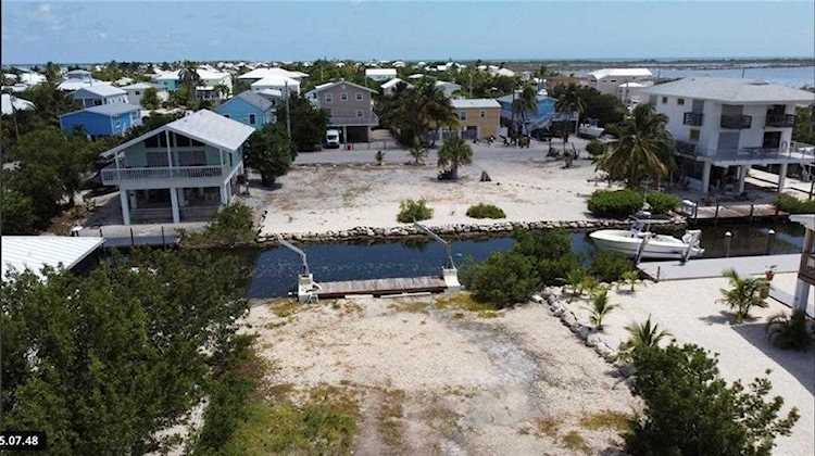 27328 St. Vincent Lane Ramrod Key, FL 33042
