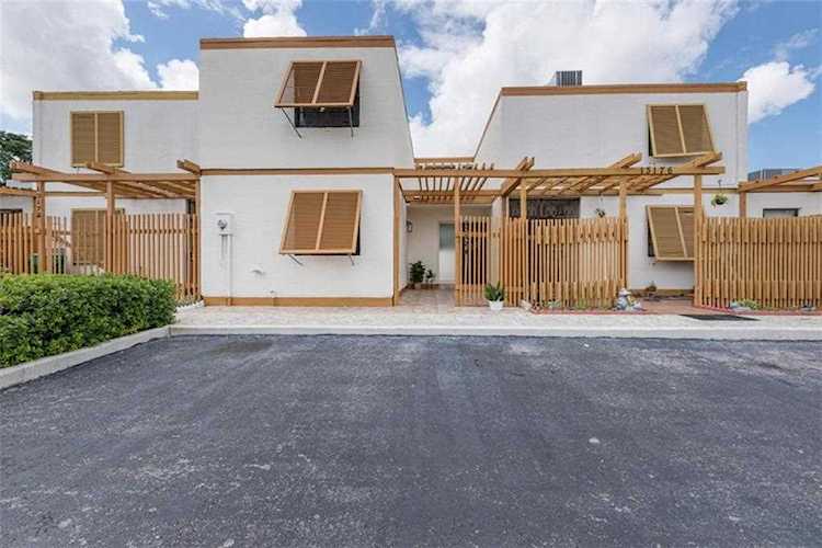 13174 SW 10th Terrace Dr Miami, FL 33184