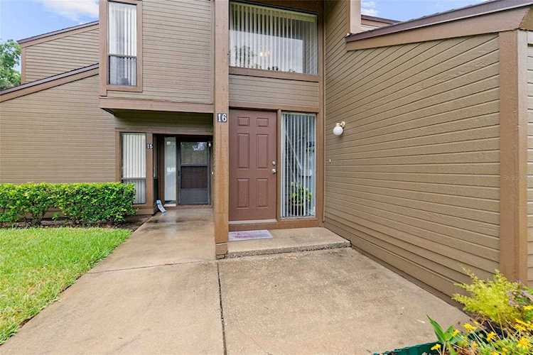 16 Salisbury Ct #16 Palm Coast, FL 32137