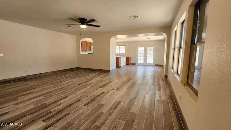 10548 W Angels Lane Peoria, AZ 85383