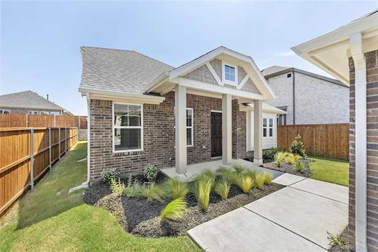 4004 Goldfinch Haven Melissa, TX 75454