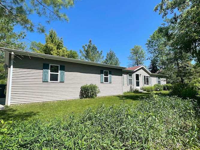 3906 Lloyd St Green Bay, Town of Scott, WI 54311