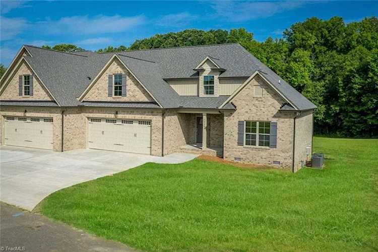 7008 S Westfield Village Circle Summerfield, NC 27358