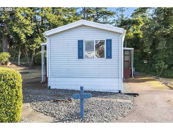 3395 Pacific LOOP #48 Coos Bay, OR 97420 | MLS 22513152 Photo 1
