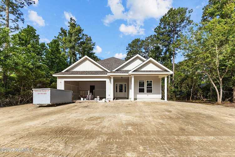 108 Brigantine Court Swansboro, NC 28584