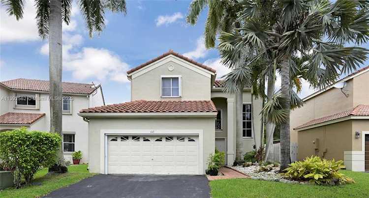 642 Stanton Dr Weston, FL 33326