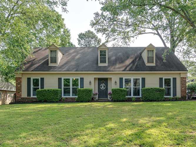 1836 Grenville Dr Germantown, TN 38138