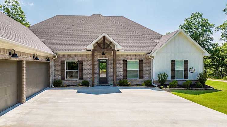 598 Glenwood Springs Dr Little Rock, AR 72210