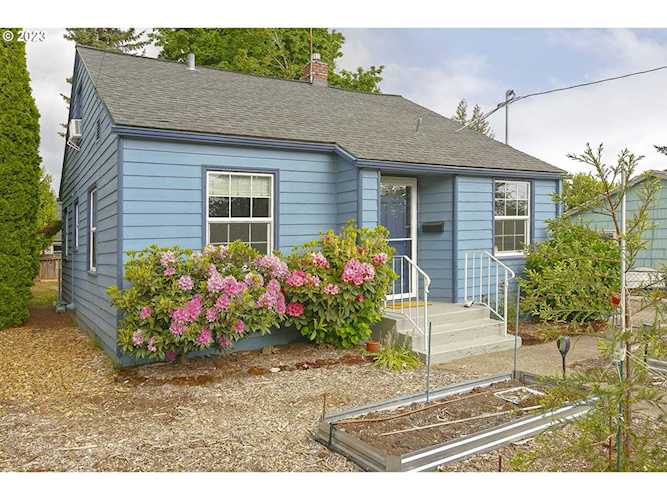 9525 N Tioga AVE Portland, OR 97203