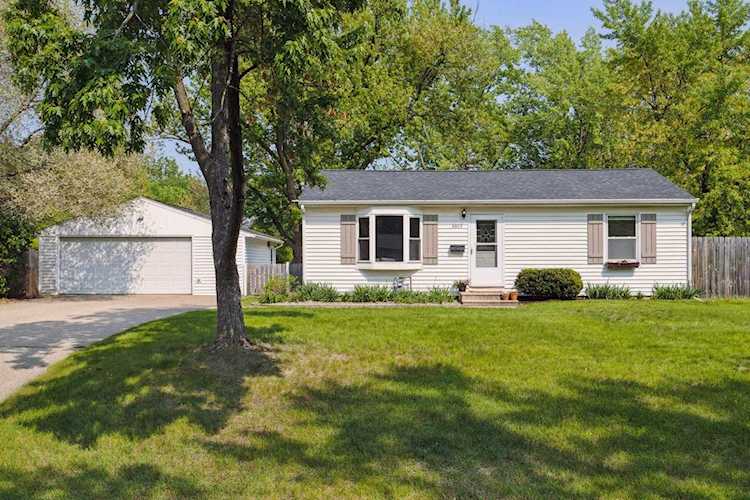 8805 Emerson Avenue S Bloomington, MN 55420
