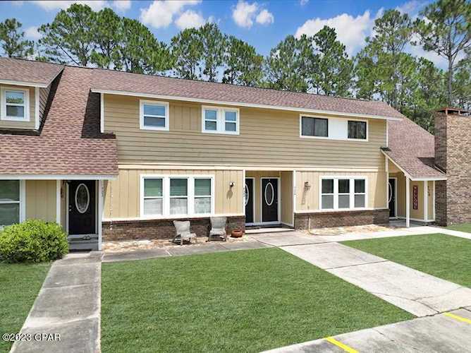 724 Country Club Rd Port St. Joe, FL 32456