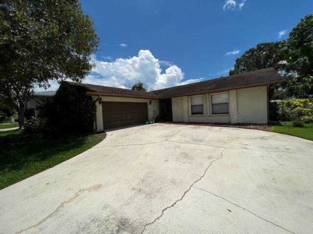 12324 S Old Country Road Wellington, FL 33414