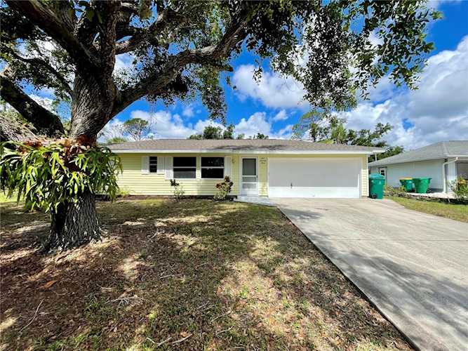 173 Camillia Ln Port Charlotte, FL 33954