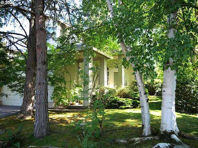 16210 NW Spyglass DR Beaverton, OR 97006