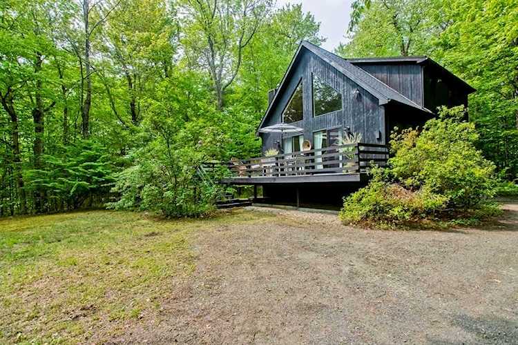 6 Path Rd Tolland, MA 01034