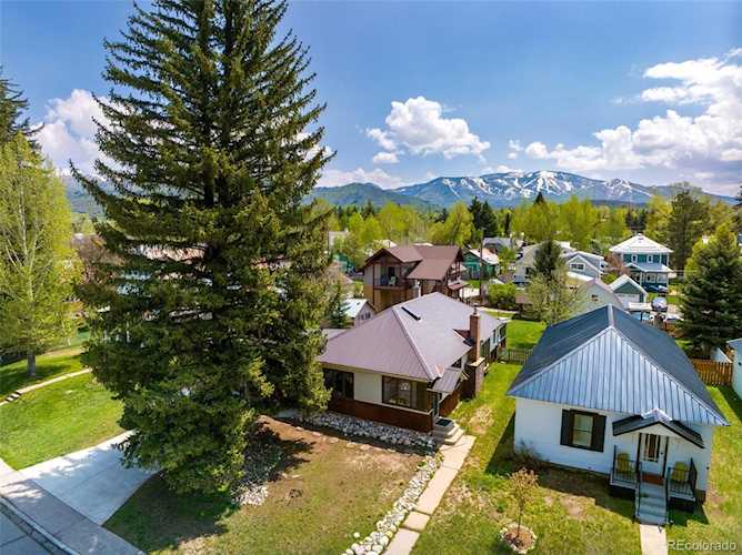 428 8th St Steamboat Springs, CO 80487