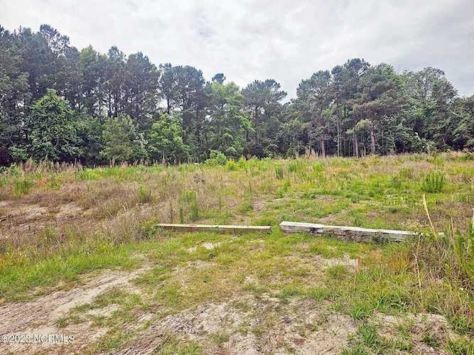 137 Merry Lane Holly Ridge, NC 28445