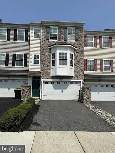 707 Jacobsen Circle Newark, DE 19702