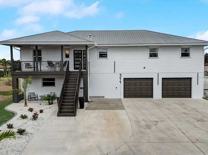 311 Roberts Rd Nokomis, FL 34275