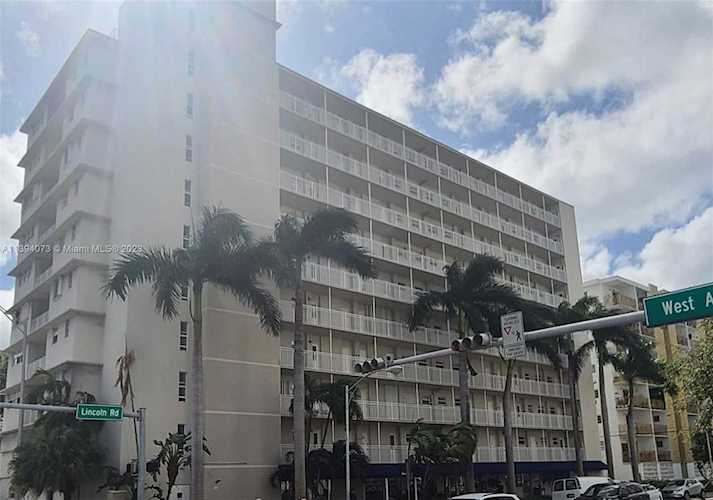 1300 Lincoln Rd #F206 Miami Beach, FL 33139