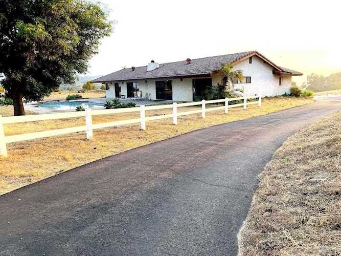 30809 Desert Shadow Rd Castaic, CA 91384