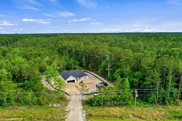 7871 N Hwy 17 McClellanville, SC 29458
