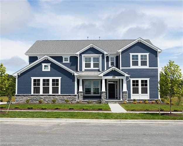 2949 Weston Loop Virginia Beach, VA 23456