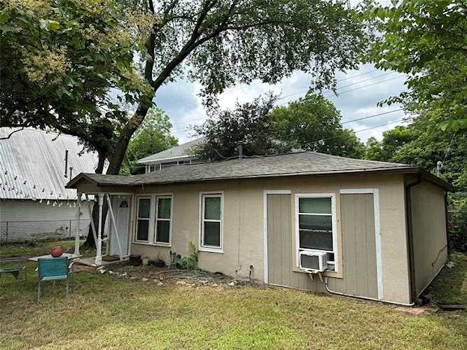 808 E 46th ST #B Austin, TX 78751