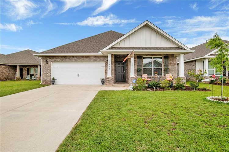 9601 Volterra Avenue Daphne, AL 36526