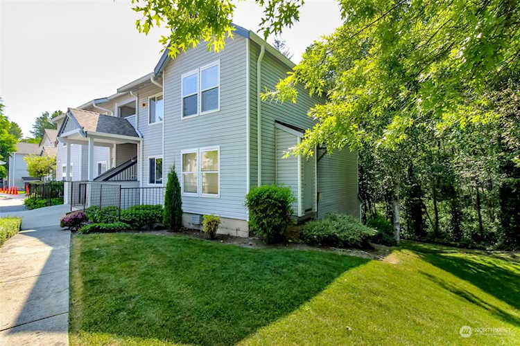 33020 10th Ave SW #D204 Federal Way, WA 98023