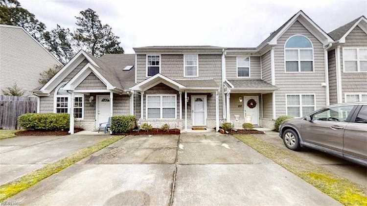 895 24th St Virginia Beach, VA 23451